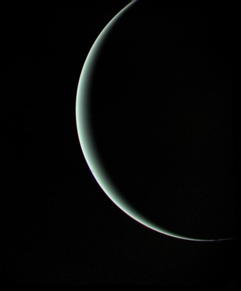 NASAVoyager's tweet image. In January 1986, I became the first (and so far only) spacecraft to explore Uranus, the second to last stop on my journey through the outer solar system.
Bonus: I found 2 new Uranian rings and 10 new moons. (Previously, only 5 moons were known!)
-V2