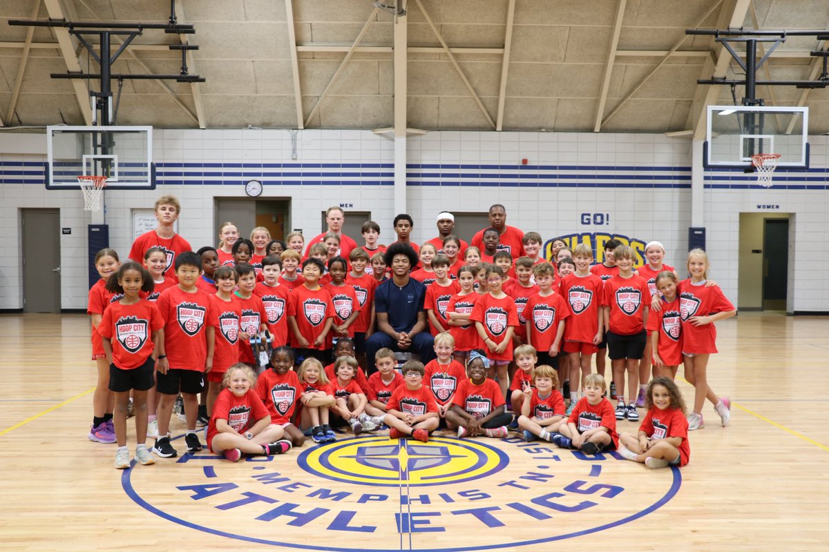 HoopCityBC's tweet photo. Shoutout to @jaylen_wells for stopping by Hoop City Summer Camp today at Christ Church! The kids always love to meet and hear from the @memgrizz! Everyone loved the message and hope to have Jaylen back again soon.
#hoopcity #memphistn #memphisgrizz https://t.co/WExmBFpc5l