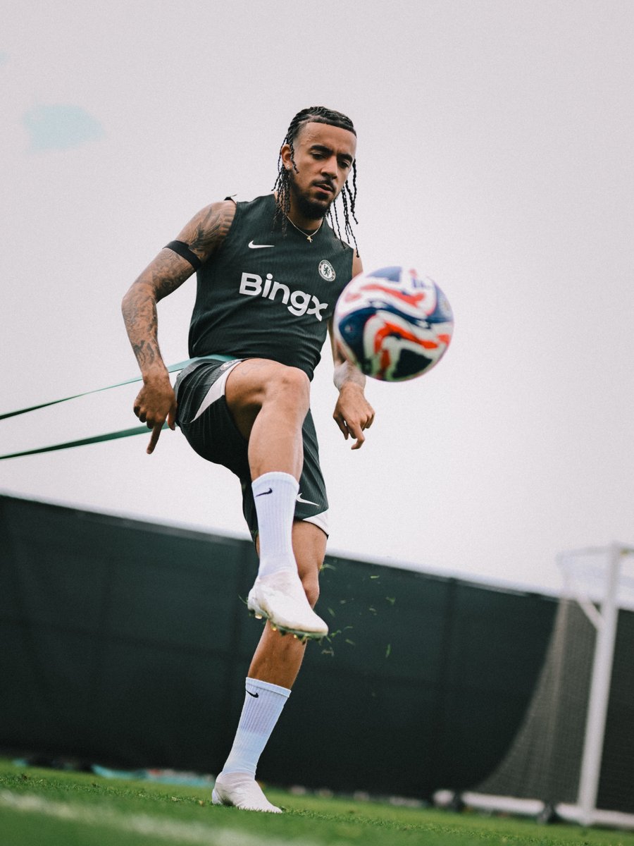 Time to get to work. ⚽️