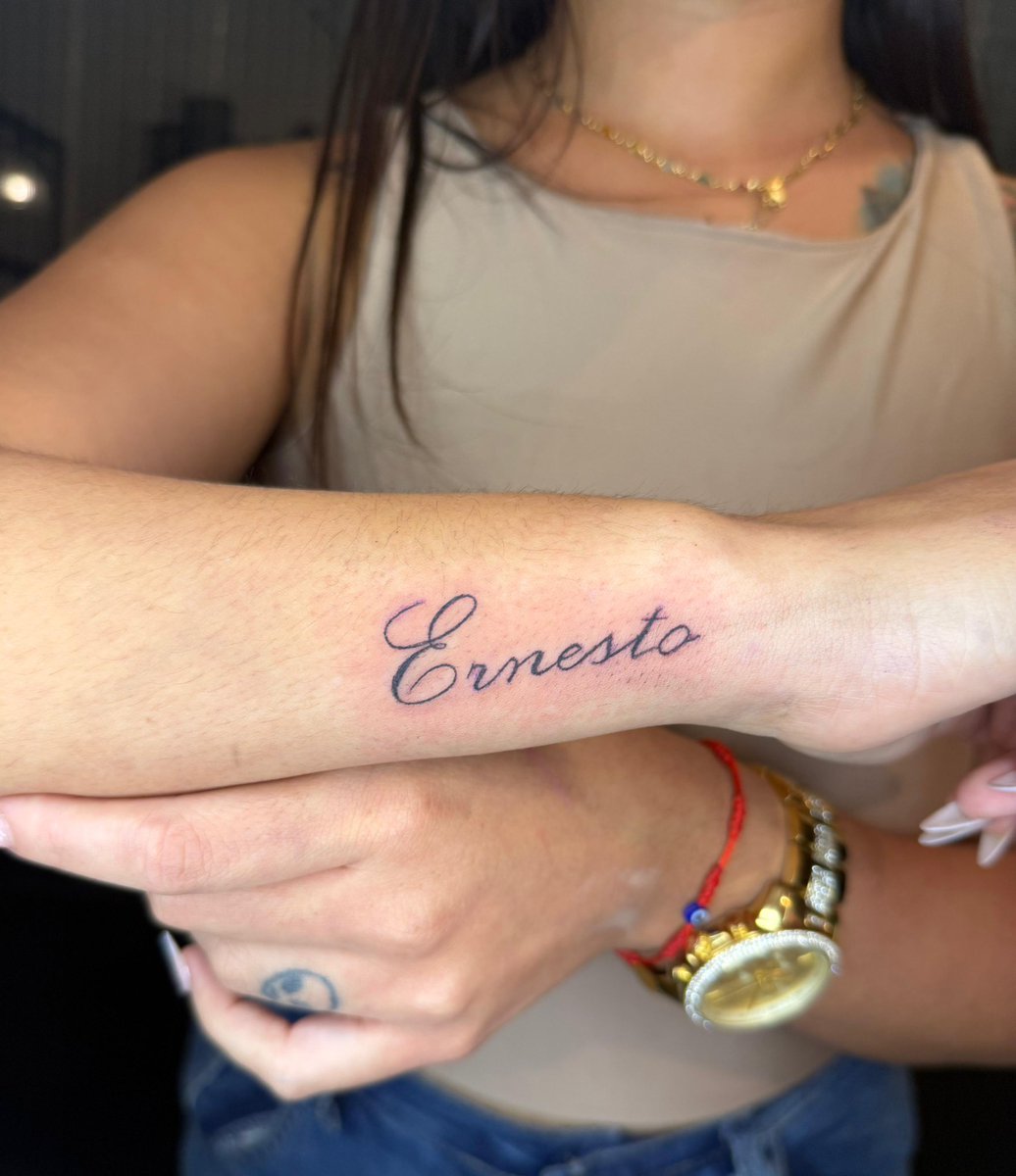 Quédate con la que se tatúe tu nombre 😍