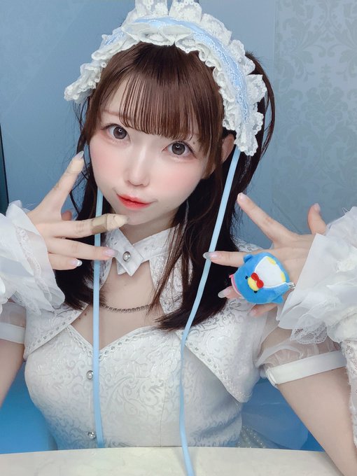 あきゅろす。
