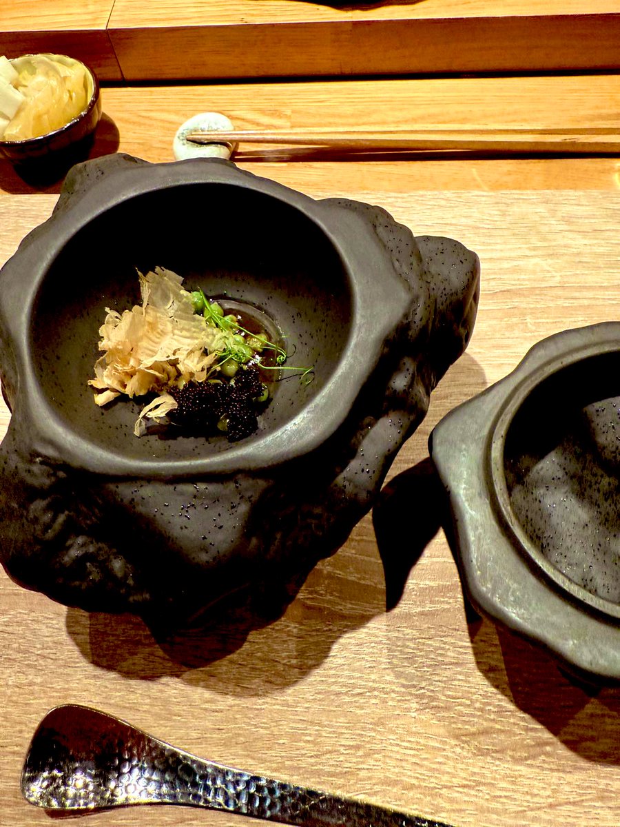 Brutal <a href="/senomakase/">Sen Omakase</a> 

<a href="/cmorenoarcos/">Celia Moreno Arcos</a> 🇯🇵🏯👹👘🍣🥢