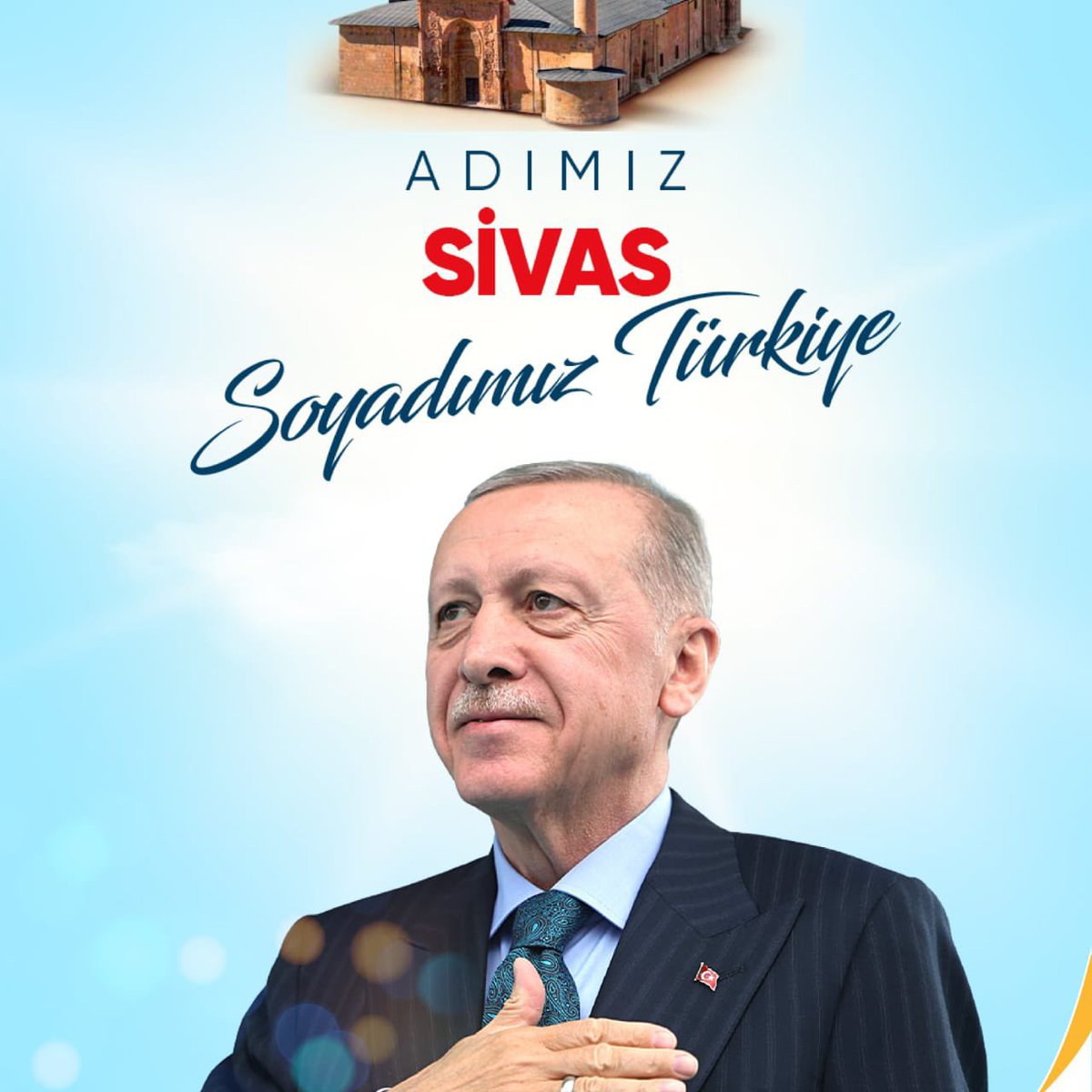 Arpa Ufalanır Aş Oldum Sanır

Çer Çöp Havalanır Kuş Oldum Sanır 

Cahile Meydanı Boş Bırakırsan 

Ayaklar Kendini Baş Oldum Sanır 
"Hazırmıyız Türkiye" 🇹🇷..