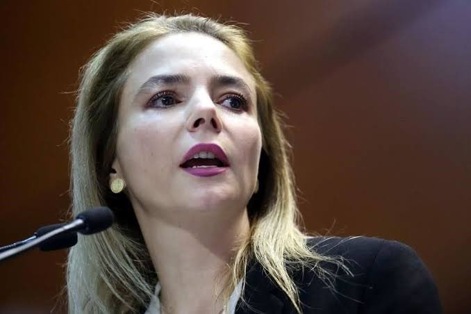🗳️ “NO ESTAMOS CIEGOS”: INE RESPONDE A CRÍTICAS

La consejera Carla Humphrey defendió al INE tras validar la elección judicial pese a denuncias de boletas planchadas, urnas embarazadas y uso de acordeones. “Estamos investigando, no estamos ciegos”, afirmó.
