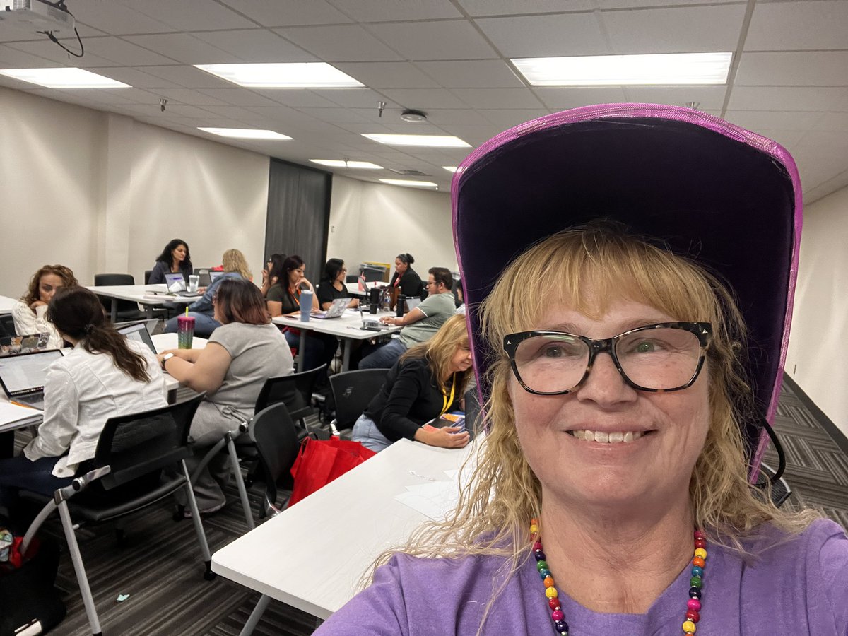 Had a great time <a href="/YsletaISD/">Ysleta ISD</a> with <a href="/VRenteria_ITT/">Valerie Renteria ITT</a> as we showcased <a href="/magicschoolai/">MagicSchool AI 💜 🪄✨</a> tools for differentiation in the classroom! Thanks to <a href="/YISDInnovLearn/">YISD Innovative Learning</a> and <a href="/valvidrez1/">Veronica Alvidrez Alvarez</a> for a great day of learning and GT Updates!