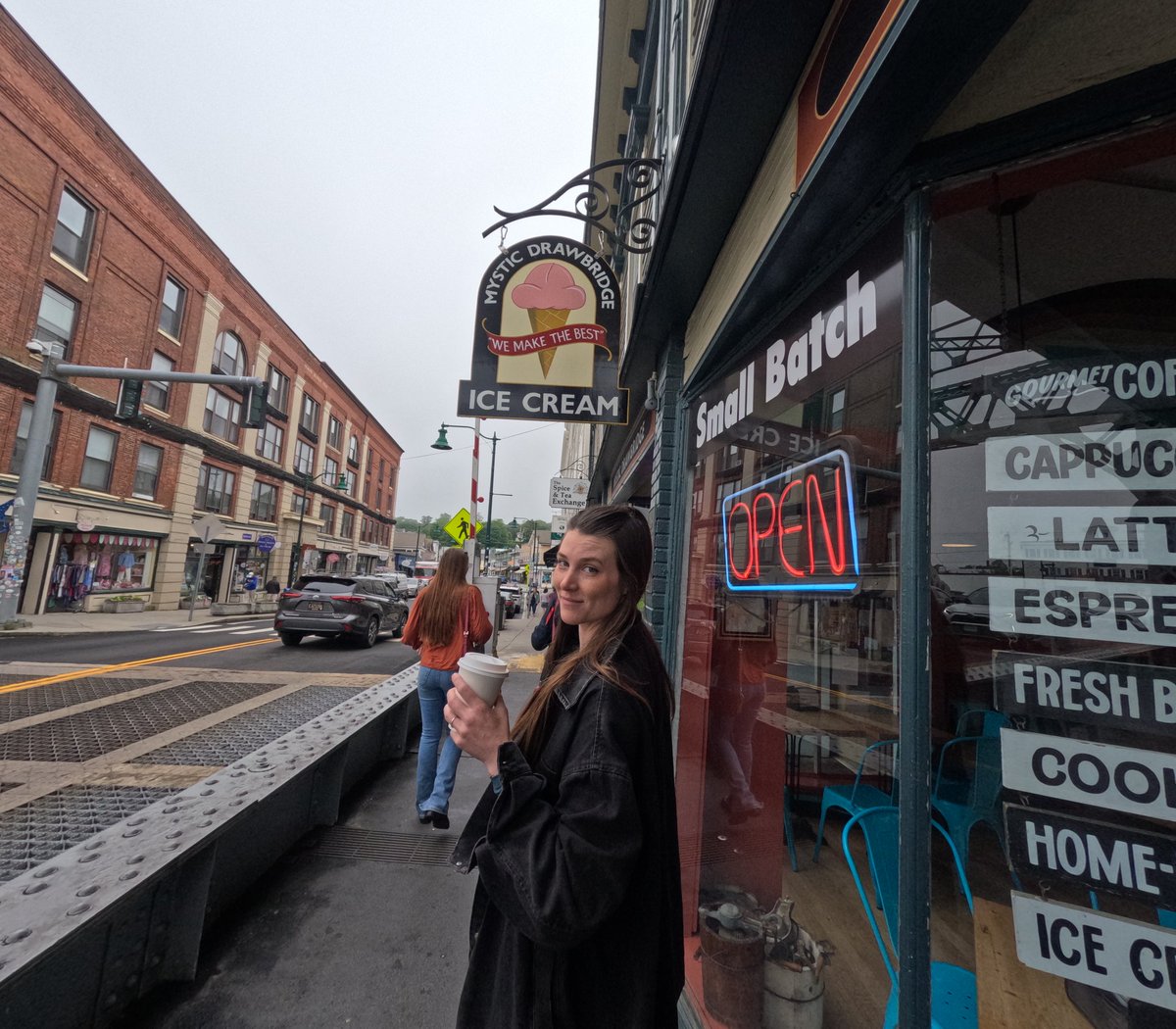 I've been exploring new states before school starts next week and i feel so content 😌