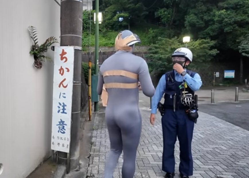 thrillmeltdown's tweet photo. 健康診断行ったら
身長190cm  体重98kgあった https://t.co/9rYwPkPoAb
