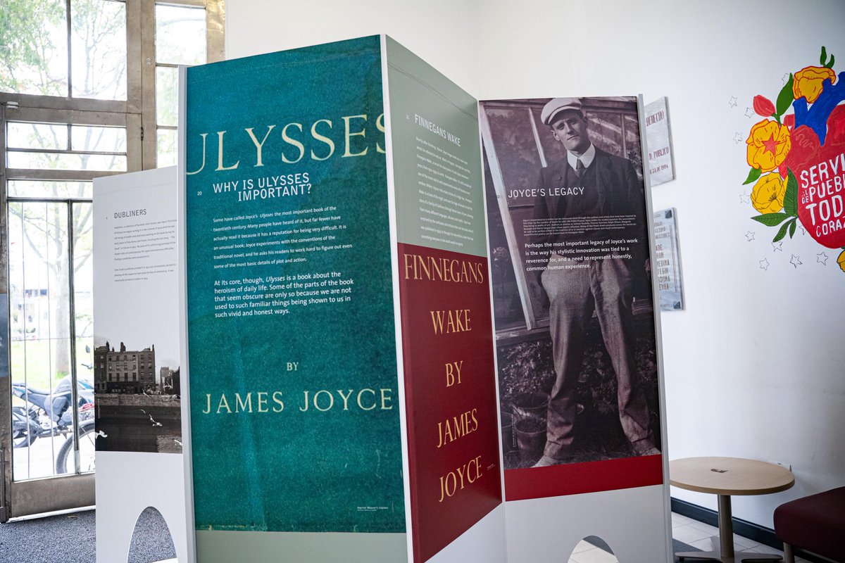 Así vivimos la celebración de #Bloomsday en la @unaloficial. 🇮🇪 📚