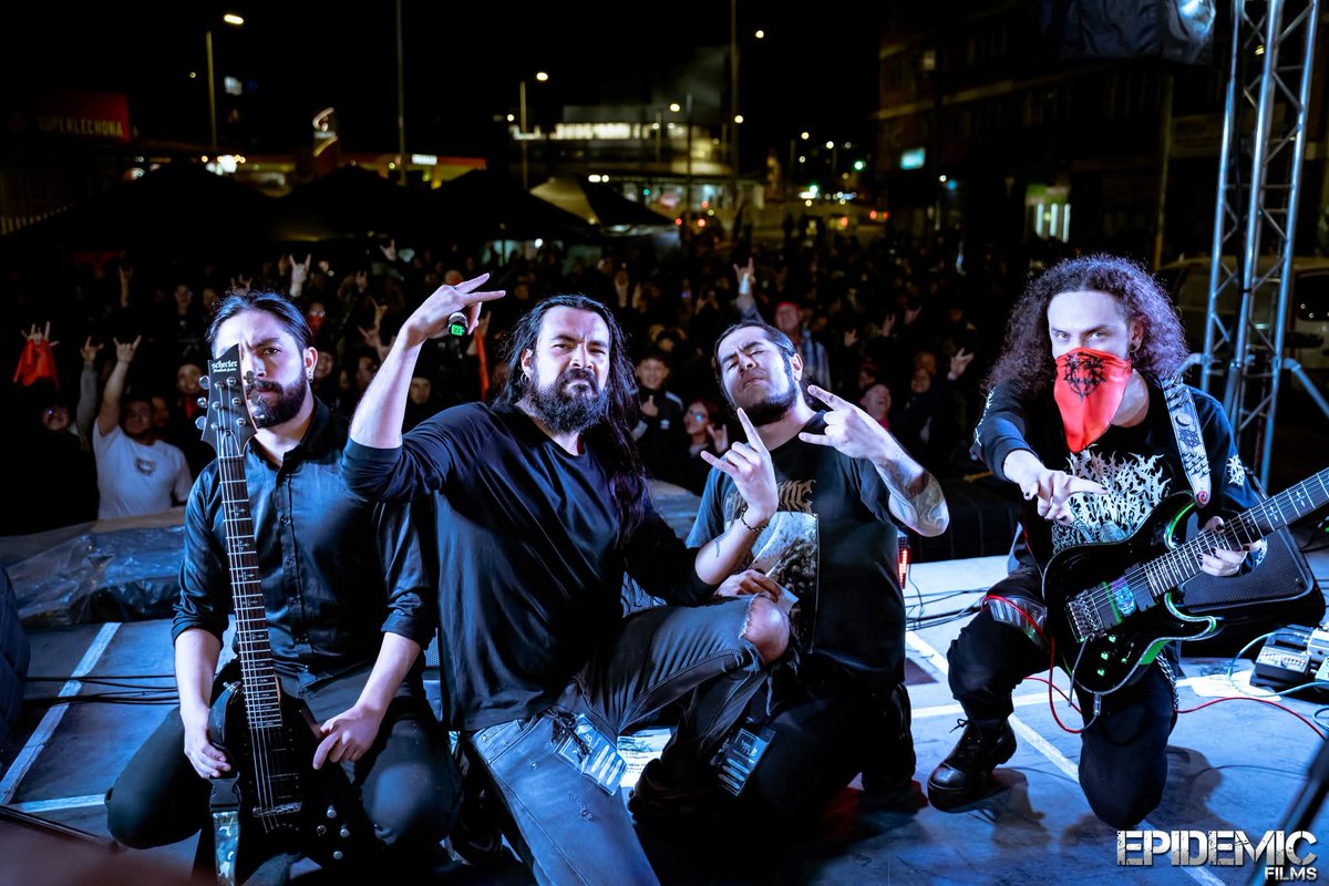 CorpusCalvary's tweet photo. DEATH METAL HASTA EL FINAL 

"Metal Meets Bussiness"

📸 Epidemicfilms https://t.co/9cd7CLmVI3