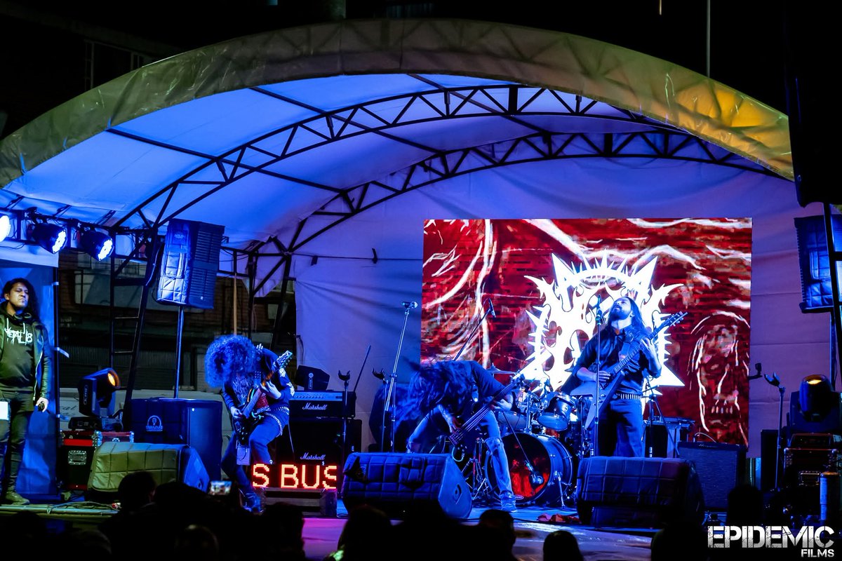 CorpusCalvary's tweet photo. DEATH METAL HASTA EL FINAL 

"Metal Meets Bussiness"

📸 Epidemicfilms https://t.co/9cd7CLmVI3