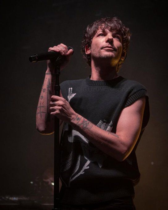 GRVFCaleidoscope πͺ¬ΓΝΓ (γ)#VintageFan π¦π· (@gvfcaleidoscope) on Twitter photo Louis Tomlinson's Musical Future: Chaos, Sunshine, Sunflowers, and Lemonade
<a href="/Louis_Tomlinson/">Louis Tomlinson</a> has always evolved with each new release, taking his sound in unexpected directions. If his career has taught us anything, it's that his music reflects both passion and authenticity. Louis Tomlinson's Musical Future: Chaos, Sunshine, Sunflowers, and Lemonade
<a href="/Louis_Tomlinson/">Louis Tomlinson</a> has always evolved with each new release, taking his sound in unexpected directions. If his career has taught us anything, it's that his music reflects both passion and authenticity.