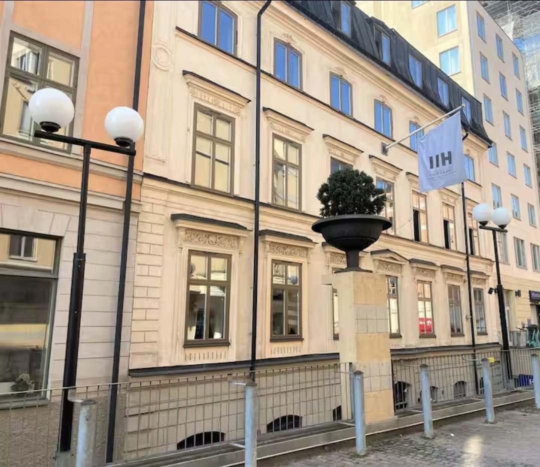 TheCookingDojo's tweet image. Airbnb for Sweden 🇸🇪 this September is Booked! Just waiting on the confirmation about Denmark 🇩🇰