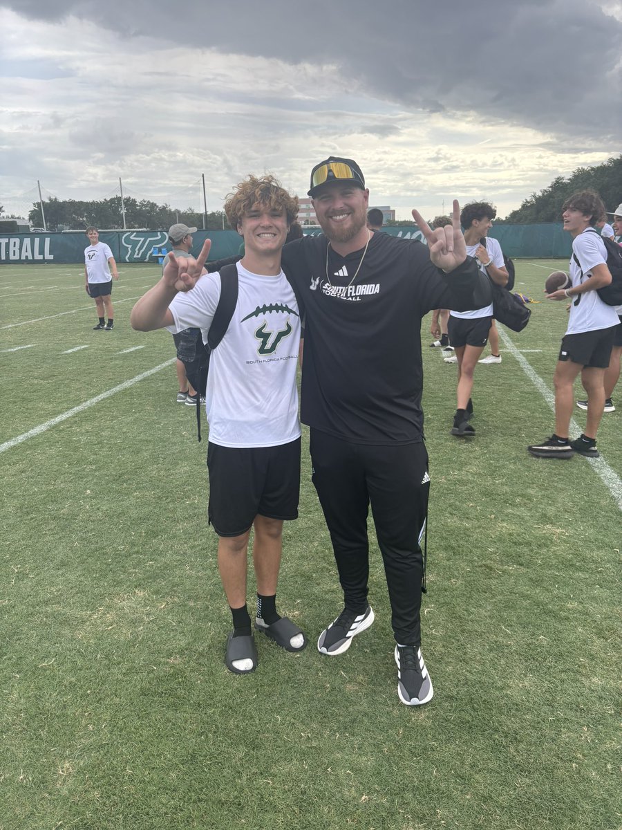 PhillipBonacci's tweet image. Blessed to have won field goal competition @USFFootball camp. Also charted the biggest balls on kickoff. @coachgolesh @chadcreamer21 @coach_daveG @coachmajewski @SwickONE8 @CoachBeck56 @coachMMartin54 @CollinsHillFB @CoachGiugliano @KohlsKicking @RecruitGeorgia @NEGARecruits