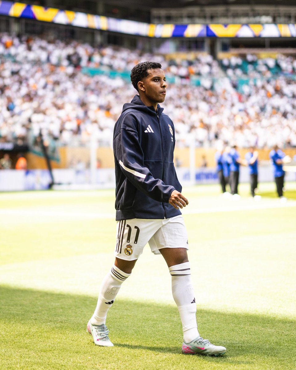 RodrygoGoes's tweet image. Debut difícil, muy feliz de estar de vuelta 🙌🏾 vamos! 🤍