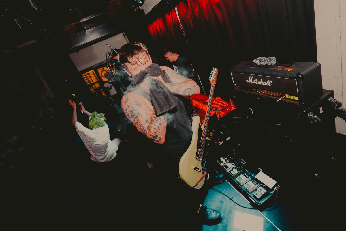 Scowl40831's tweet image. Holy hell - thanks for bringing it in Richmond and Asheville! These shows with @drain831 and @koyolihc have been insane. Baltimore, you’re up next tomorrow 🌼
📸 @JackiNicole
#scowl