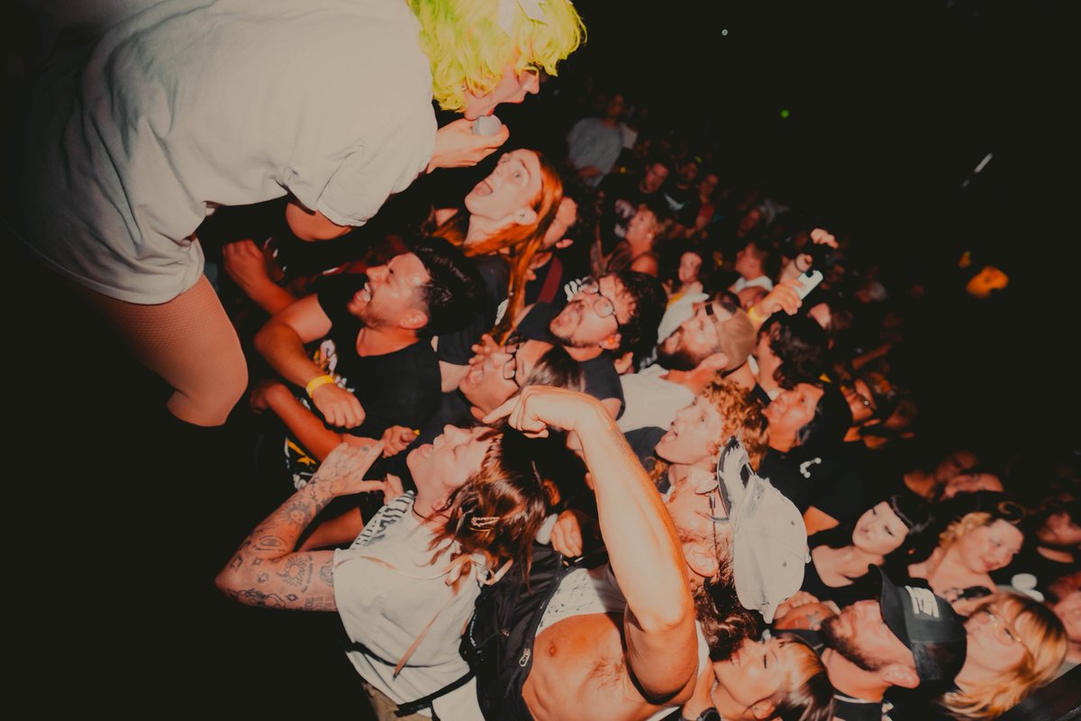Scowl40831's tweet image. Holy hell - thanks for bringing it in Richmond and Asheville! These shows with @drain831 and @koyolihc have been insane. Baltimore, you’re up next tomorrow 🌼
📸 @JackiNicole
#scowl