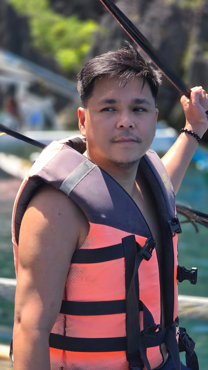 Baka naman, open na po ako for collabs. Joke.