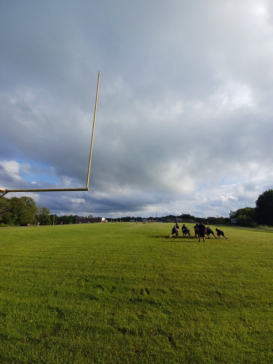 Joe Brocato (@joebrowvm) on Twitter photo A very pleasant good afternoon from Hambleton. Tucker County has posted back-to-back 12-1, Class A semifinal seasons. #wvprepfb <a href="/MetroNewsSports/">MetroNews Sports</a> A very pleasant good afternoon from Hambleton. Tucker County has posted back-to-back 12-1, Class A semifinal seasons. #wvprepfb <a href="/MetroNewsSports/">MetroNews Sports</a>