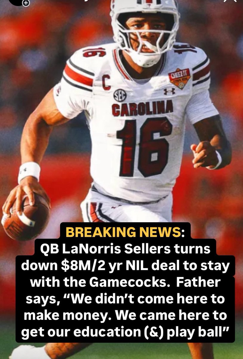 Field2Fame's tweet photo. QB rejects $8M NIL deal. Follow us ➡️ Field2Fame - for latest news &amp; updates on NIL, college recruiting tips &amp; more. https://t.co/H72hucZDkE