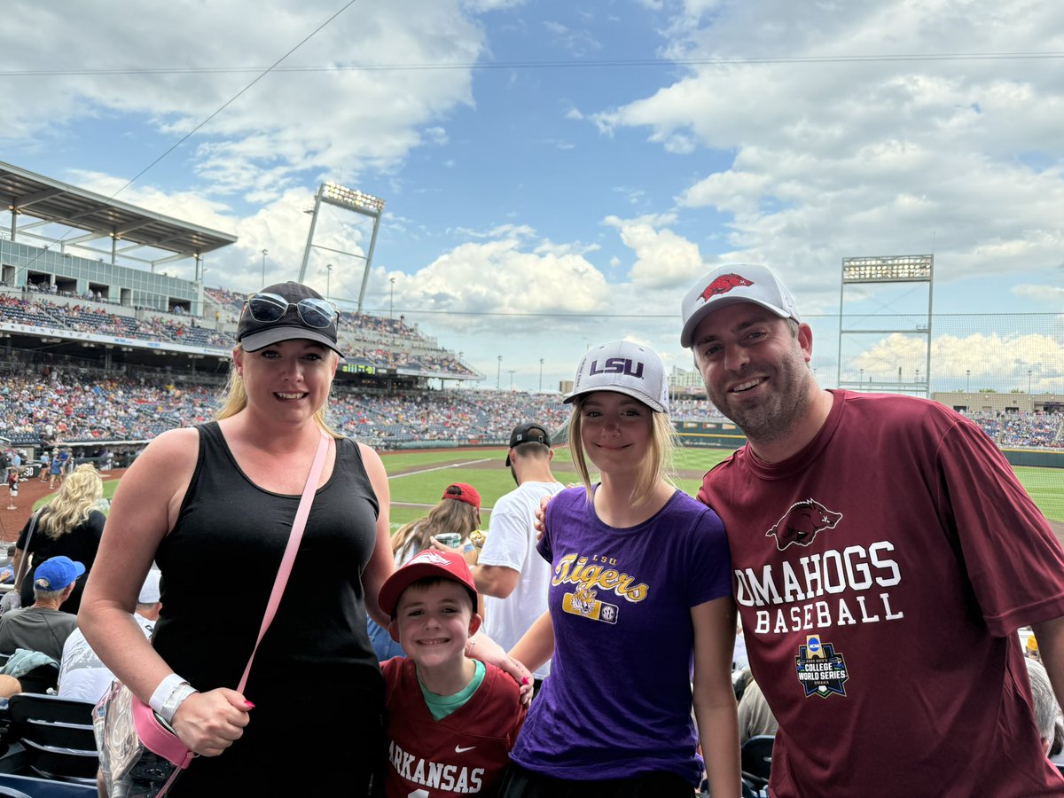 Vdittyweather's tweet photo. #MCWS Who wins in this family?! One neutral! https://t.co/QIeFPcGUC5