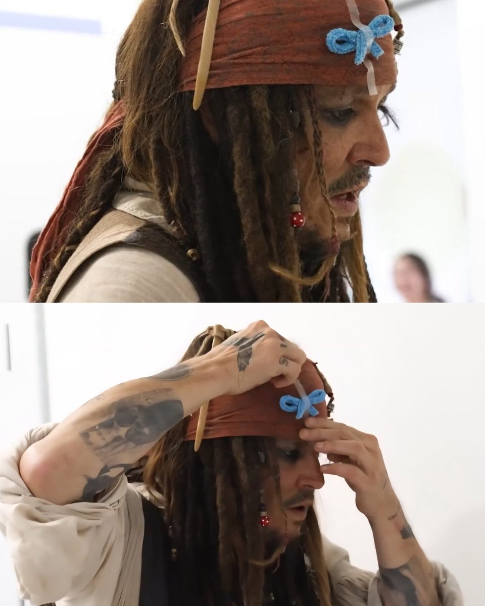 Pleasant_Meadow's tweet image. A friendly #pirate, spreading love &amp;amp; joy in an oncology ward at Nino Jesus Children&apos;s Hospital in Madrid, Spain. 

An ill child gave him this blue bow, so what else would he do but add it to his collection of trinkets on his bandanna &amp;amp; hair.

#JohnnyDepp #POTC #CaptainJackSparrow