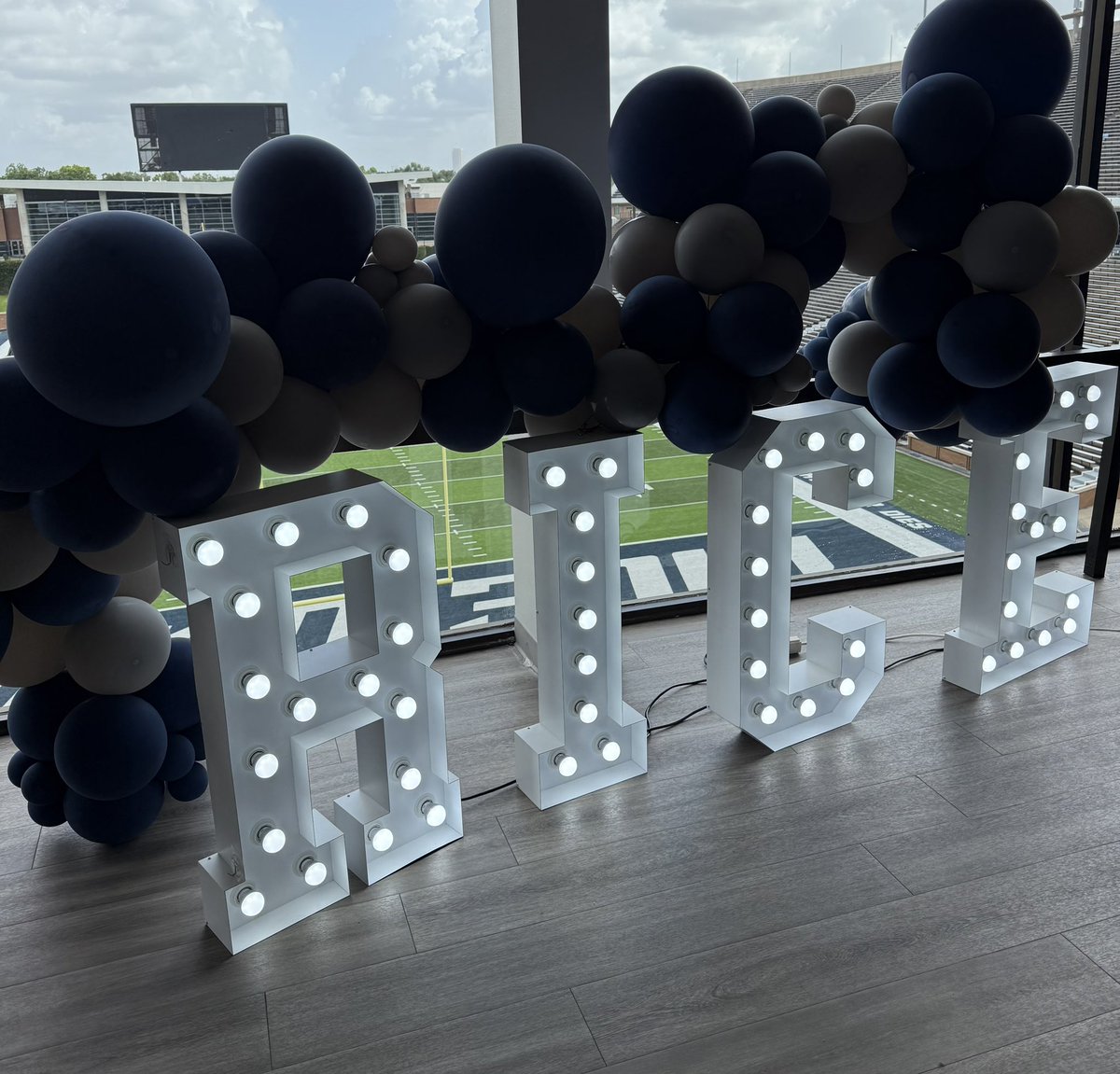 👩‍🎓 I am a better leader because <a href="/LamarCISD/">Lamar CISD</a> invested in me through the Rice Business Executive Education Academy! <a href="/Leaderpartners/">Leadership Partners</a> <a href="/RiceUniversity/">Rice University</a> <a href="/LamarCISD/">Lamar CISD</a> #WeARELamarCISD #WeAreGR