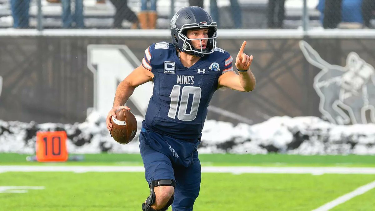 D2 College Football Spotlight (@d2fbspotlight) on Twitter photo John Matocha’s Historic Run at Colorado Mines
Over five seasons at <a href="/MinesFootball/">Mines Football</a>, @John_Matocha threw for 15,006 yards, rushed for 1,982 more, and totaled 190 touchdowns.
He scored four more in an 82–0 win to end 2023, becoming college football’s all-time touchdown leader.
⬇️ John Matocha’s Historic Run at Colorado Mines
Over five seasons at <a href="/MinesFootball/">Mines Football</a>, @John_Matocha threw for 15,006 yards, rushed for 1,982 more, and totaled 190 touchdowns.
He scored four more in an 82–0 win to end 2023, becoming college football’s all-time touchdown leader.
⬇️