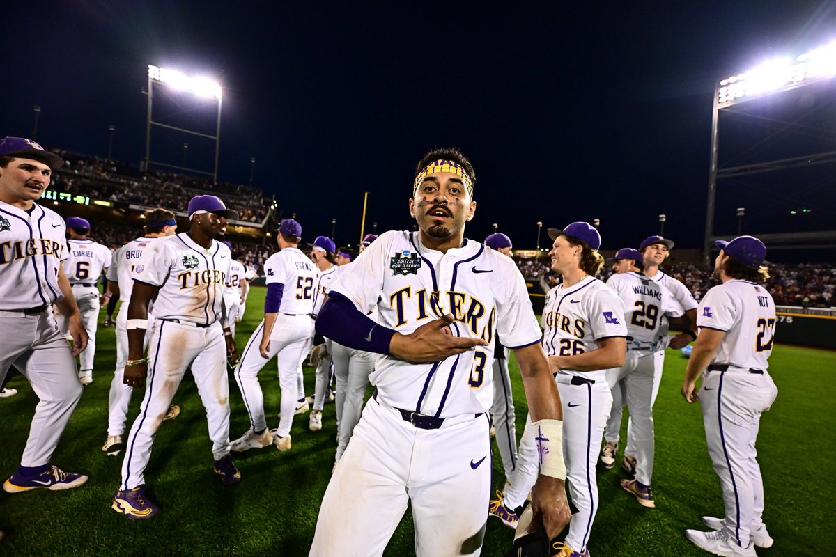 LSUbaseball's tweet photo. &amp; to all a good night https://t.co/hNGovLYJkW