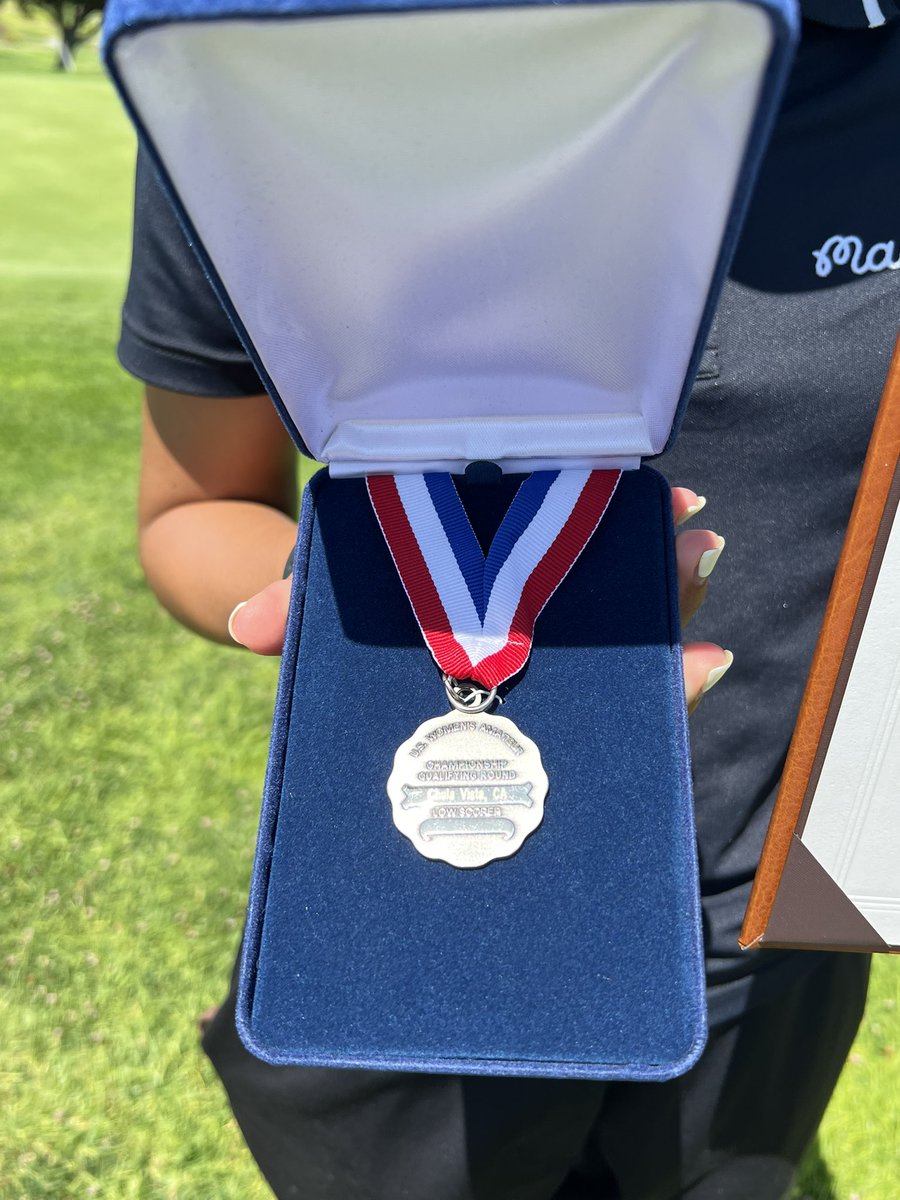 MariaDAvery's tweet photo. Magic at Enagic✨Big Congrats to our golfer girl Alona Avery for carding a bogey free round 68 (-4) qualifying and getting Medalist Honors to play at the 125th U.S. Women’s Am in Bandon Dunes⛳️🍀🤩 @UCIwgolf https://t.co/Rid2e9ECxr