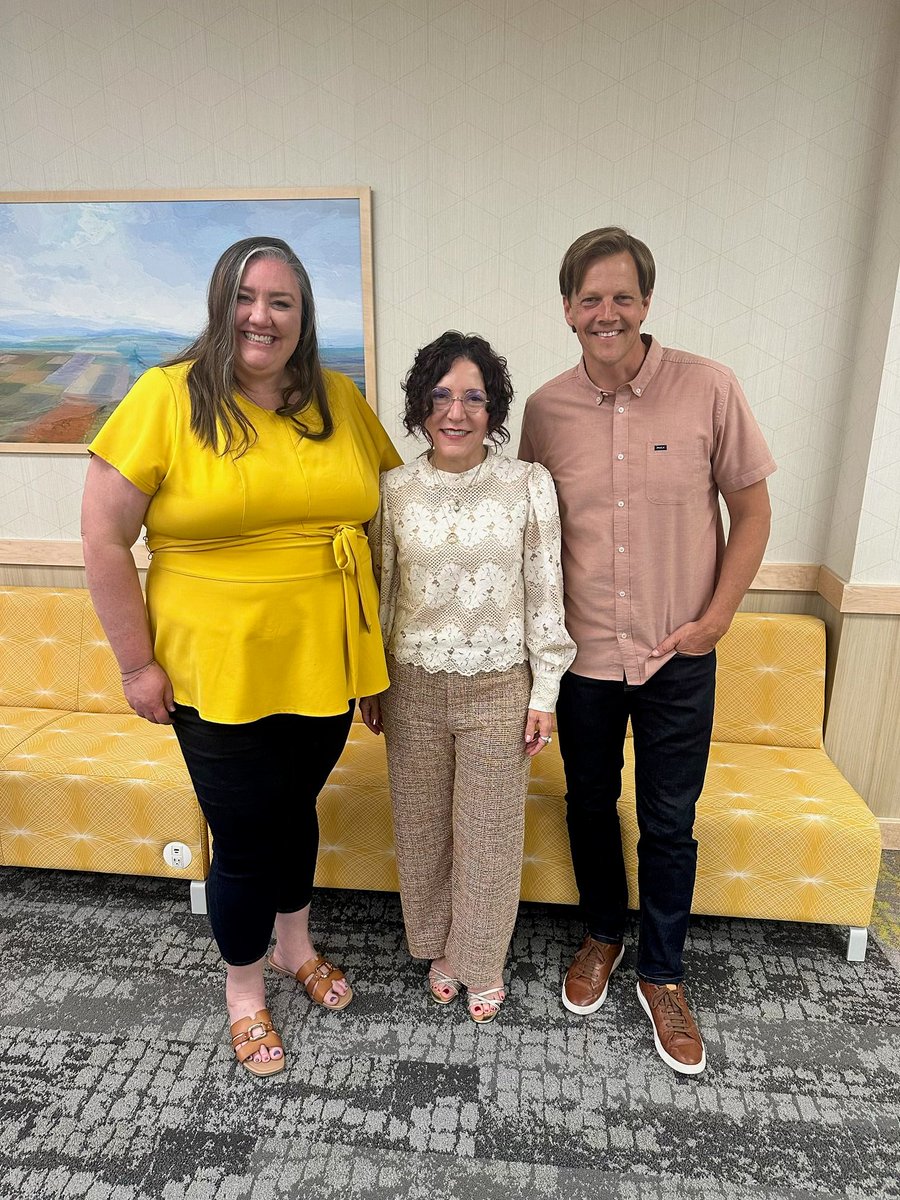 ChildrensCtrUT's tweet image. Today, we held our Annual Board Meeting — a moment to reflect, celebrate, and look ahead.
Thank you to Dave Baldridge &amp;amp; Paula Green Johnson for your service, and to Greg Summerhays for your leadership.
Welcome to our new Board Chair, Jenn Barlow! #Gratitude #Leadership #TCCU