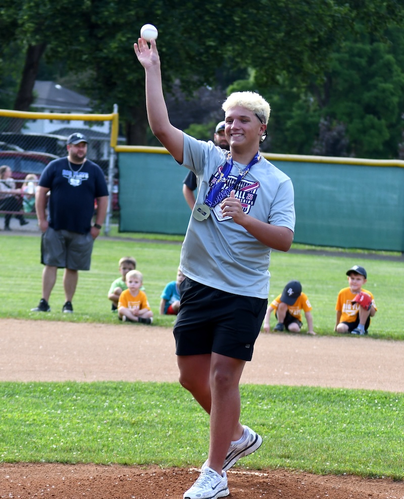 Southern Tier Sports Report (@tierreport) on Twitter photo BIG FLATS LITTLE LEAGUE HOLDS 75TH ANNIVERSARY CELEBRATION (24 PHOTOS). . . <a href="/HorseheadsAD/">Horseheads Athletics</a> <a href="/HhdsSchools/">Horseheads Schools</a>
stsportsreport.com/index_get.php?…
Photo gallery: stsportsreport.com/index_get.php?… BIG FLATS LITTLE LEAGUE HOLDS 75TH ANNIVERSARY CELEBRATION (24 PHOTOS). . . <a href="/HorseheadsAD/">Horseheads Athletics</a> <a href="/HhdsSchools/">Horseheads Schools</a>
stsportsreport.com/index_get.php?…
Photo gallery: stsportsreport.com/index_get.php?…