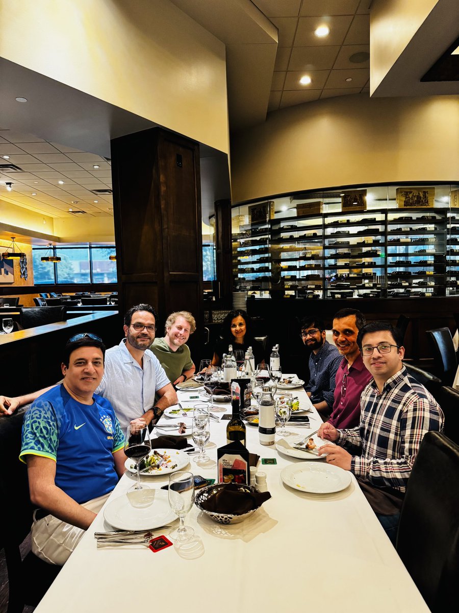 AChhabraMD's tweet image. Good bye to UTSW MSK Radiology fellows following celebrations with Brazilian dinner- many congratulations!! @UTSW_Radiology @utswortho @atultanejamd @ajaykohlimd