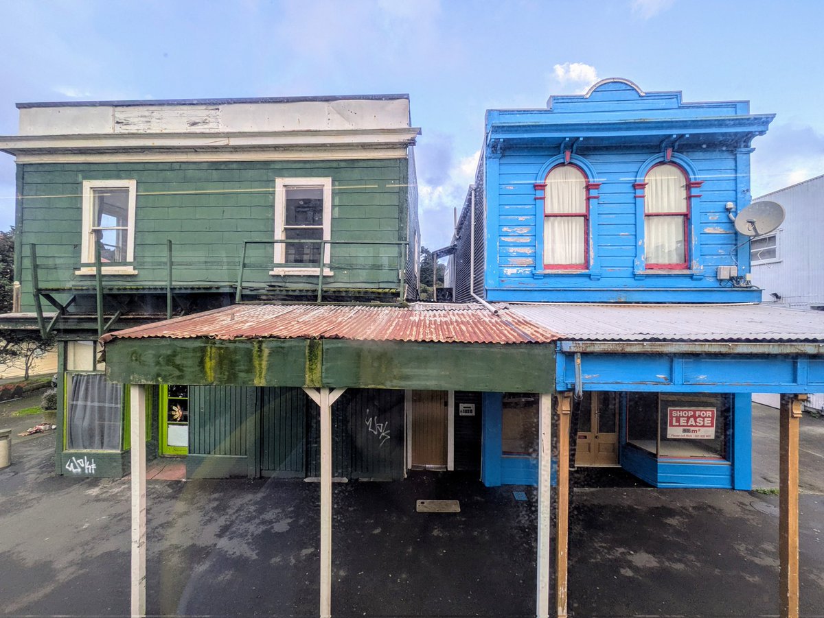 Your regular reminder that:
1/ many olde buildings in Wellington are at the end of their lives and should be completely demolished, and 
2/ it's a travesty that our policies have, for decades, prevented such redevelopment from happening.