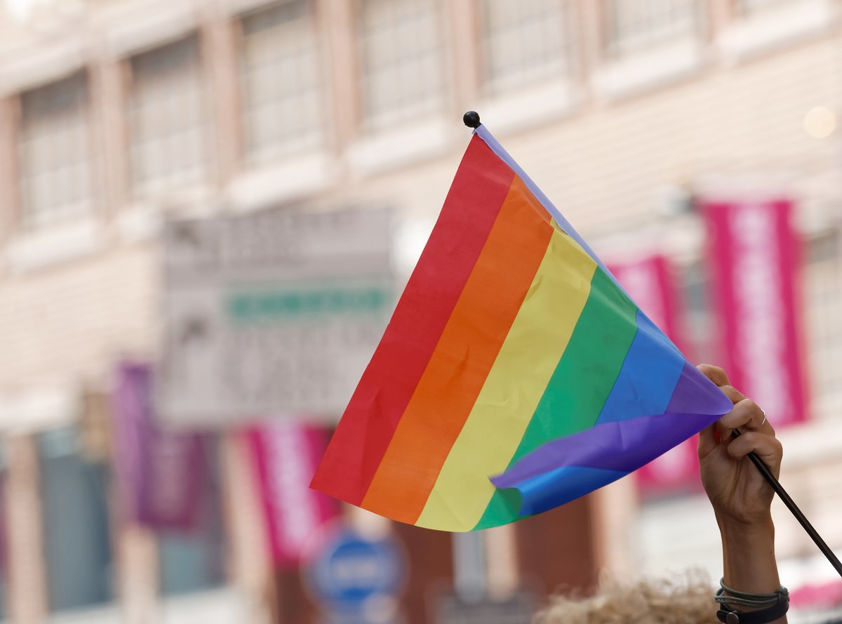 Röda Korsets Högskola medverkar i Academic #Pride med ett seminarium om forskningsprojektet "En tryggare framtid" om hur vård, utbildning och forskning kan möta behoven för stöd bland personer som flytt från ett annat land och identifierar sig som HBTQ+ rkh.se/aktuellt/roda-…