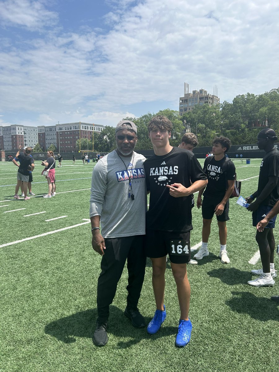 Had a great time at <a href="/KU_Football/">Kansas Football</a> thank you for the great camp! ROCKCHALK! <a href="/CoachLeipold/">Lance Leipold</a> <a href="/CoachTSamuel/">Terrence Samuel</a> <a href="/GVEagleFootball/">Grain Valley Football</a> <a href="/jeremycrabtree/">Jeremy Crabtree</a>