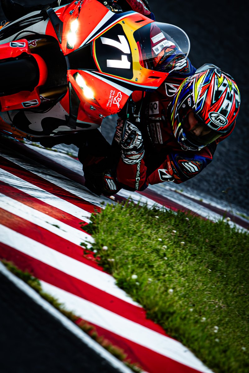 ナイトセッションから
伊藤和輝選手
#71 Honda Dream RT SAKURAI HONDA
20250618 鈴鹿8耐合同テスト #鈴鹿8耐　#桜井ホンダ