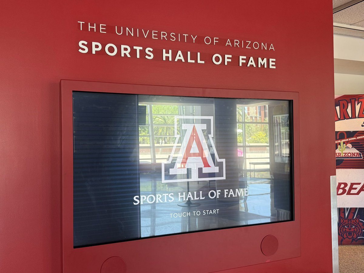 hoophall18's tweet photo. アリゾナ大学にあるTHE UNIVERSITY OF ARIZONA HALL OF FAME🇺🇸
#日本バスケットボール殿堂 #basketballhalloffame #naismith https://t.co/zJwmvy6vyx