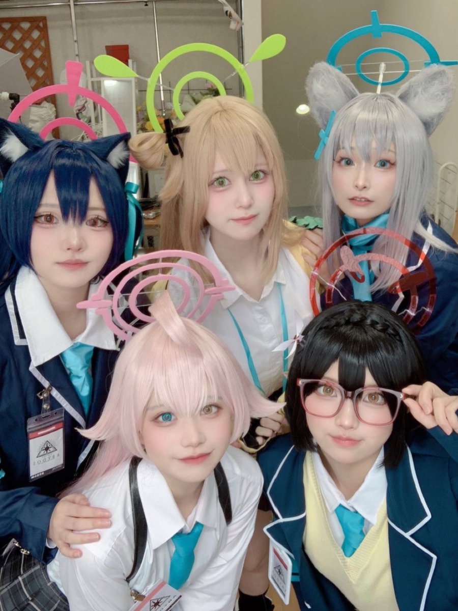 姉貴ちゃん (@aneki_erg) on Twitter photo ブルーアーカイブ
アビドス対策委員会
ホシノ <a href="/mashiromono12/">真白もの🐰🤍</a>
セリカ <a href="/kuroe_kani/">黒栄🦀</a>
アヤネ <a href="/_chun_cos_/">ちゅん🐥</a>
シロコ <a href="/mojyako0301/">もじゃこ@C106西2え27b</a>
ノノミ <a href="/aneki_erg/">姉貴ちゃん@6/21アコスタ</a>
#0615アビドスチョコミント ブルーアーカイブ
アビドス対策委員会
ホシノ <a href="/mashiromono12/">真白もの🐰🤍</a>
セリカ <a href="/kuroe_kani/">黒栄🦀</a>
アヤネ <a href="/_chun_cos_/">ちゅん🐥</a>
シロコ <a href="/mojyako0301/">もじゃこ@C106西2え27b</a>
ノノミ <a href="/aneki_erg/">姉貴ちゃん@6/21アコスタ</a>
#0615アビドスチョコミント