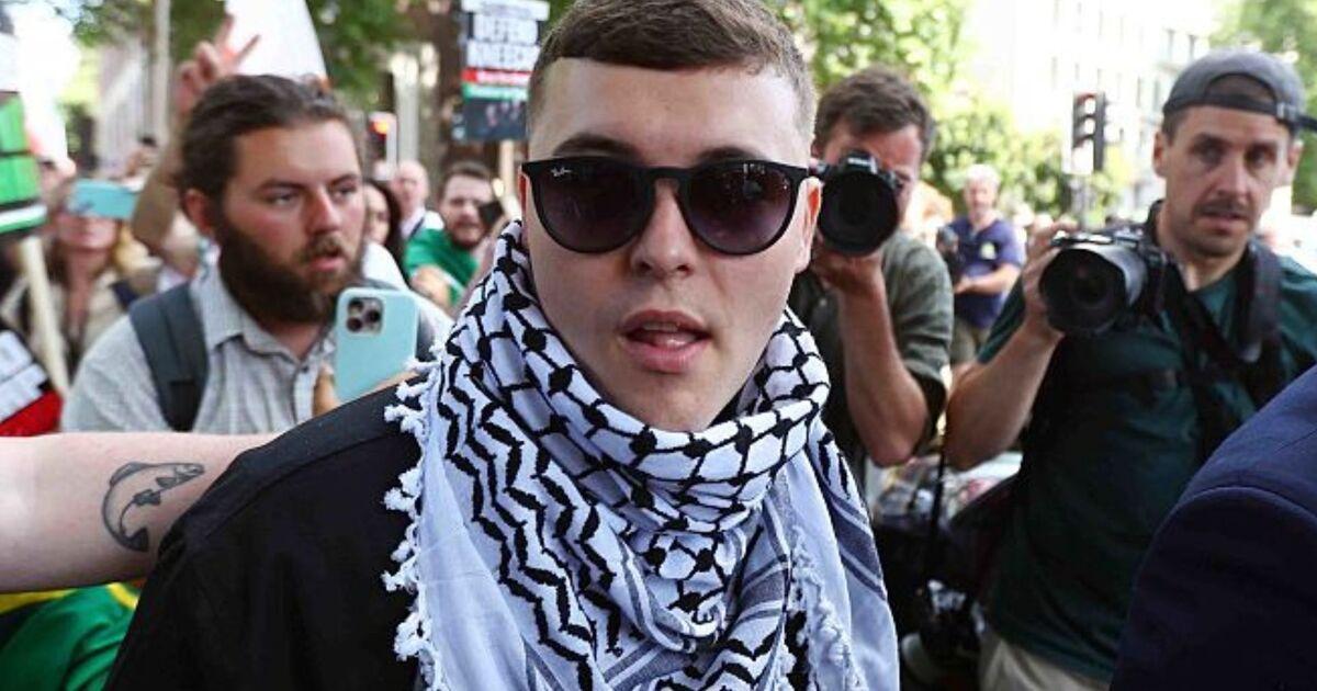 Daily_Express's tweet image. For those with eyes to see, the case surrounding Mo Chara only makes one side look unreasonable. #DailyExpress express.co.uk/news/uk/207047…