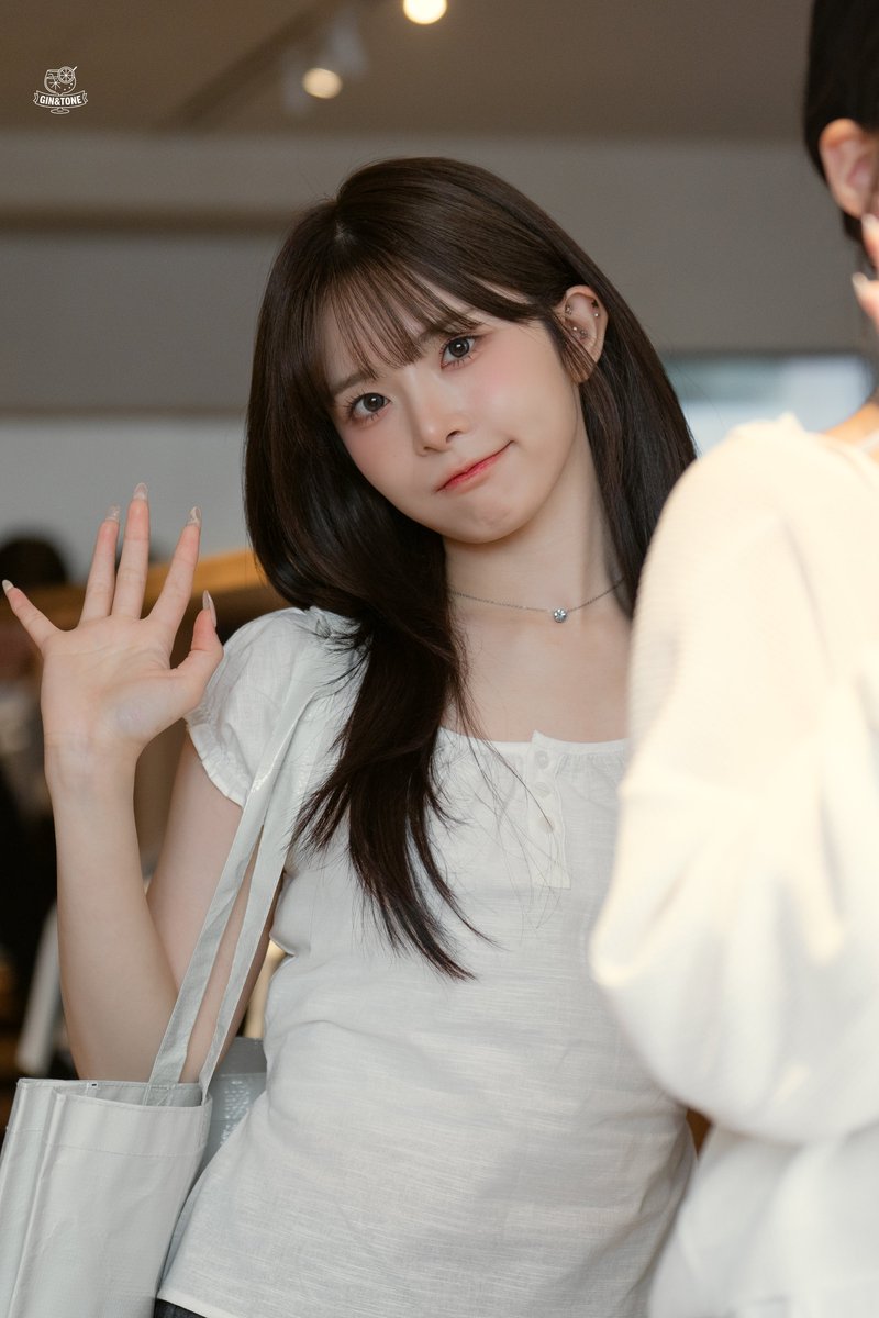gintone0310's tweet photo. 250619 Kotone 코토네 HQ 

#tripleS #트리플에스 #トリプルS 
#Kotone #코토네 #琴音 #コトネ
#ASSEMBLE25 #깨어 #Are_You_Alive https://t.co/mWKPLPTVBz
