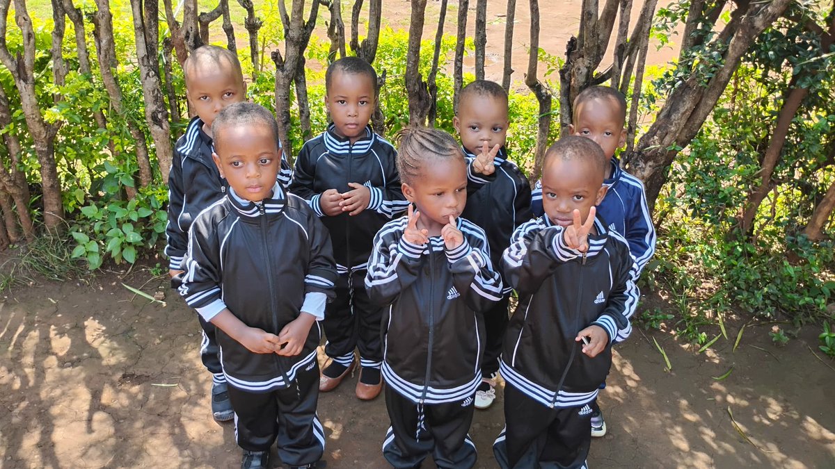 FreeGenerationA's tweet image. Good morning from this side of the world... we are ready to take another day..!
#WeAreFreeGeneration