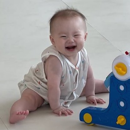 ออมม่าเรียก 2 พี่น้องนี้ว่า ‘แทริน’ น่าร้ากกกก  แต่ทรงแสบทั้งคู่ 😂😂