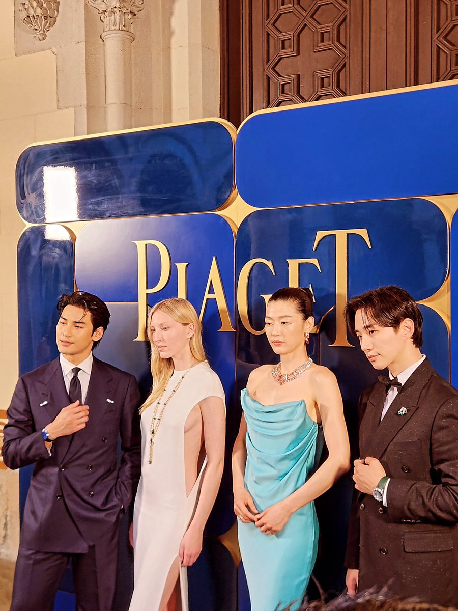 itideology's tweet photo. chriscxchen님의 Instagram
https://t.co/ToQvauTCaA
https://t.co/sHNZ8UZGg7
https://t.co/jHOsQL0n5d
https://t.co/mjABYGANZq

#Piaget #shapesofextraleganza #Barcelona #Spain #junholee #leejunho #le2jh #李俊昊 #ambassador https://t.co/AQXJHNQBE9