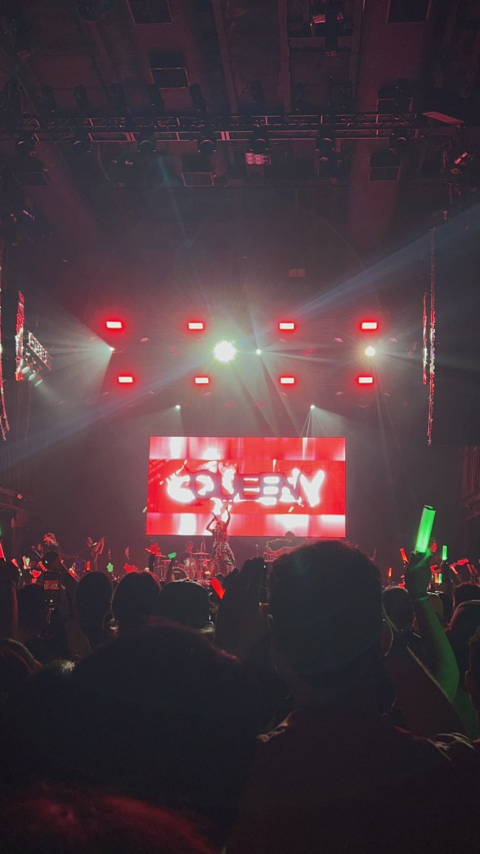 hunnybunnyerza's tweet image. saw LiSA in concert!!! and she passed right in front of me!!!