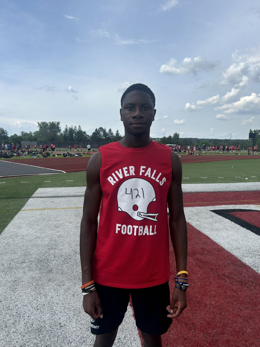 PrepRedzone Oliver (@ojw_scouting) on Twitter photo Tons of international prospects at the <a href="/UWRFFootball/">Falcon Football</a> Minnesconsin Mega Camp and 2026 NFL Academy WR <a href="/MattOkunade14/">Matthew “moose” Okunade</a> was one of my favorites.
Verified 6’5, 174, 4.55 in the 40. 4.31 SS, 9’8 broad, 37.7” vert.
Huge catch radius, broke his routes off well, impressive 1v1 session. Tons of international prospects at the <a href="/UWRFFootball/">Falcon Football</a> Minnesconsin Mega Camp and 2026 NFL Academy WR <a href="/MattOkunade14/">Matthew “moose” Okunade</a> was one of my favorites.
Verified 6’5, 174, 4.55 in the 40. 4.31 SS, 9’8 broad, 37.7” vert.
Huge catch radius, broke his routes off well, impressive 1v1 session.