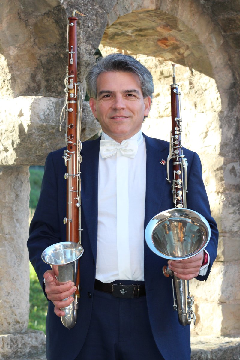 Pere-Andreu Jariod (@perandreuj) on Twitter photo Aquesta setmana al #TallerLutier3Cat...
- Les dues barítones, en disc. Amb Jordi Campos.
- Leopoldo Franciolini, un curiós personatge que falsificava instruments, fent-los passar com a autèntics. Amb Marisa Ruiz Magaldi.
- Els orgues del <a href="/MonestirPoblet/">Monestir de Poblet</a>. Amb <a href="/scarLaguna2/">Óscar Laguna</a>. Aquesta setmana al #TallerLutier3Cat...
- Les dues barítones, en disc. Amb Jordi Campos.
- Leopoldo Franciolini, un curiós personatge que falsificava instruments, fent-los passar com a autèntics. Amb Marisa Ruiz Magaldi.
- Els orgues del <a href="/MonestirPoblet/">Monestir de Poblet</a>. Amb <a href="/scarLaguna2/">Óscar Laguna</a>.