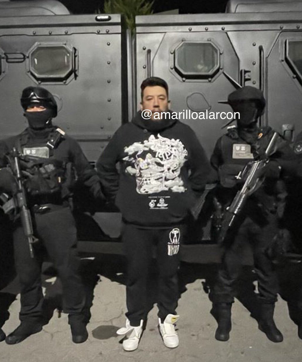 amarilloalarcon's tweet photo. ‼️Lenin Canchola 
pasará 50 años en #Prision 
Es responsable de #SecuestroAgravado
El 29 mayo de 2020
secuestró a un individuo 
Fiscales capitalinos 
demostraron la participación del líder de los Malcriados 3AD 
en el plagio
Su cómplice Israel Maldonado Q. también 50 años #Carcel https://t.co/HOCxgo8Sg4