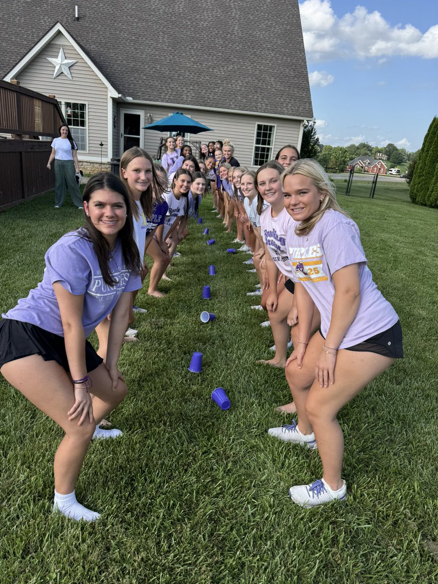 BGHS_Cheer's tweet image. Huge thank you to the Marsee Family for hosting such an amazing team bonding night! 💜💛 From dinner and swimming to games and an epic ice cream sundae bar, it was the perfect way to kick off our cheer dead period🫶✨
