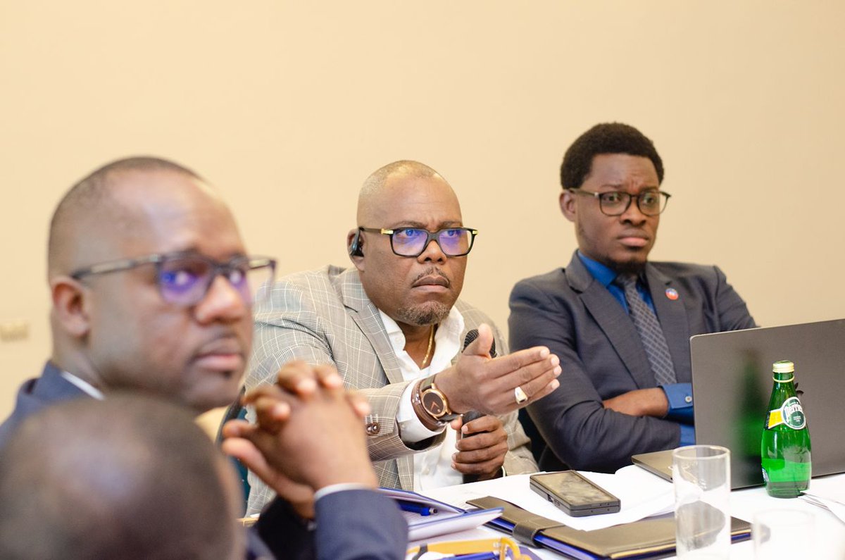 ULCCHaiti's tweet photo. Avec le soutien de l'@UNODC, le Comité d'élaboration de la nouvelle Stratégie Nationale de Lutte contre la Corruption a lancé ses travaux. Ce Comité qui réunit des cadres des Institutions les plus concernées définiront la politique nationale anti-corruption de l'Etat sur 10 ans. https://t.co/sOqBlCXPDo