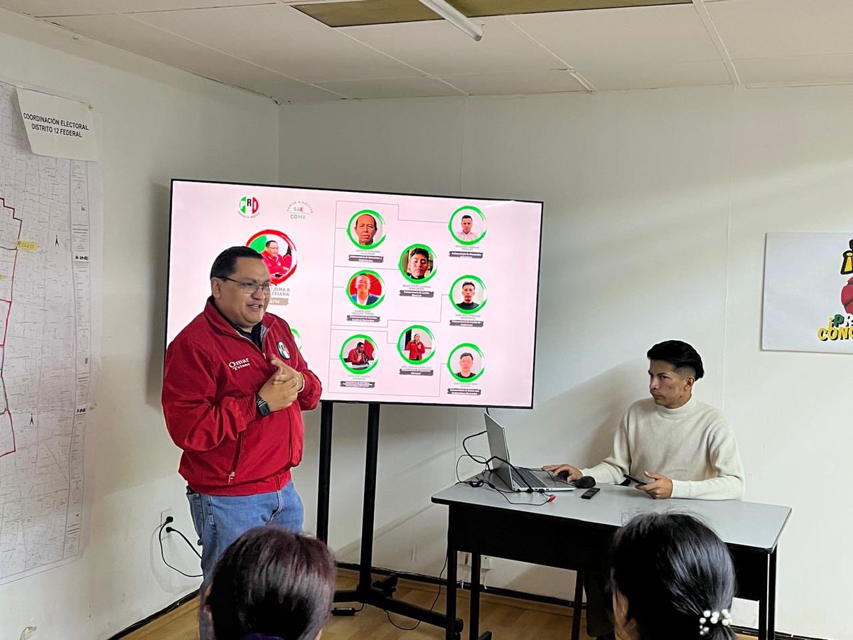 SAECDMX's tweet photo. Hoy en una importante reunión con nuestros compañeros del PRI en Milpa Alta. 
Agradecemos su disponibilidad a los trabajos que se realizan #PorBuenRumbo al proceso electoral que instruye nuestro presidente @BetanzosOficial.

#PRIenMovimiento https://t.co/rC3elEwu43